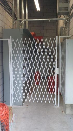 folding gate